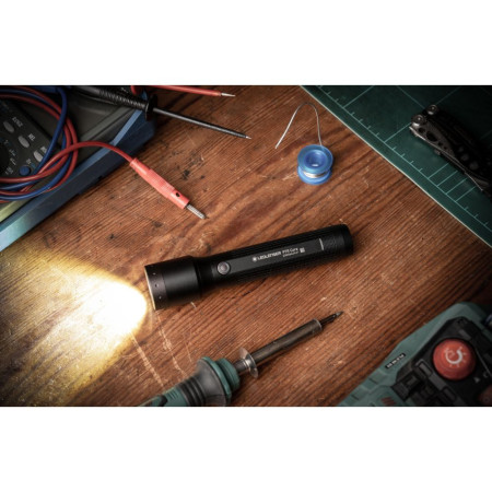 LEDLENSER Lampe de poche rechargeable P7R noire